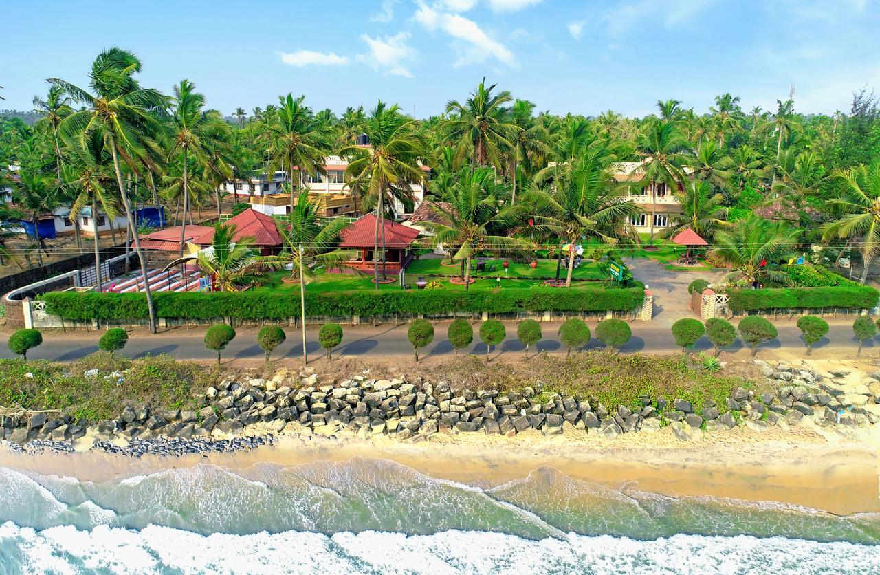 อะโซคัม บีช รีสอร์ต คันเนอร์ Hotel Kannur ภายนอก รูปภาพ