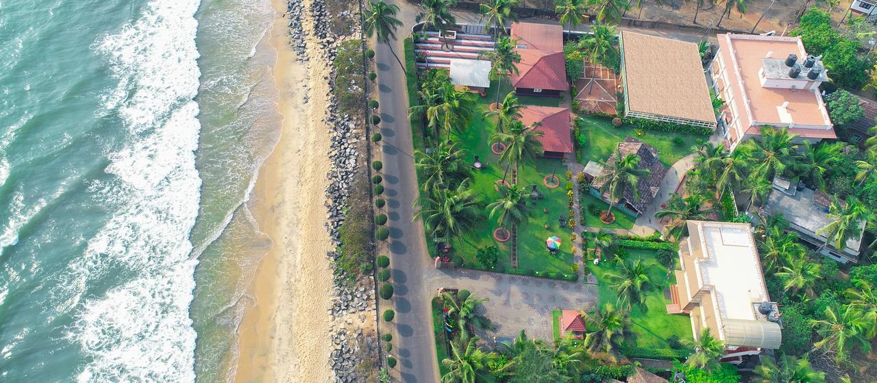 อะโซคัม บีช รีสอร์ต คันเนอร์ Hotel Kannur ภายนอก รูปภาพ