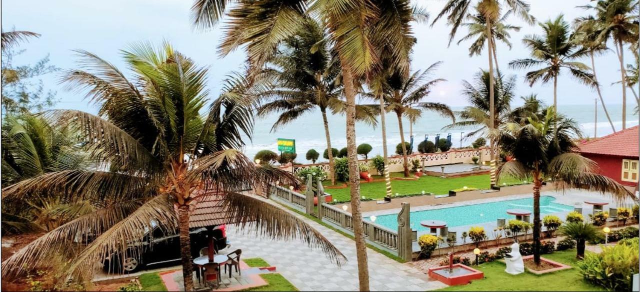 อะโซคัม บีช รีสอร์ต คันเนอร์ Hotel Kannur ภายนอก รูปภาพ