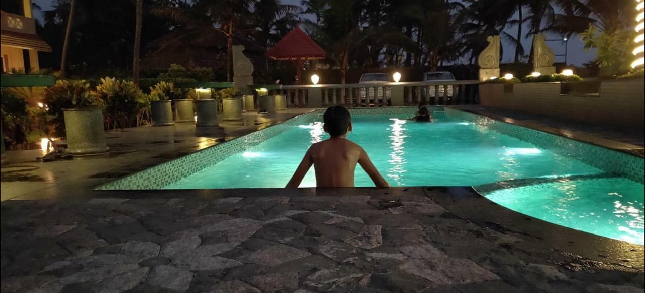 อะโซคัม บีช รีสอร์ต คันเนอร์ Hotel Kannur ภายนอก รูปภาพ