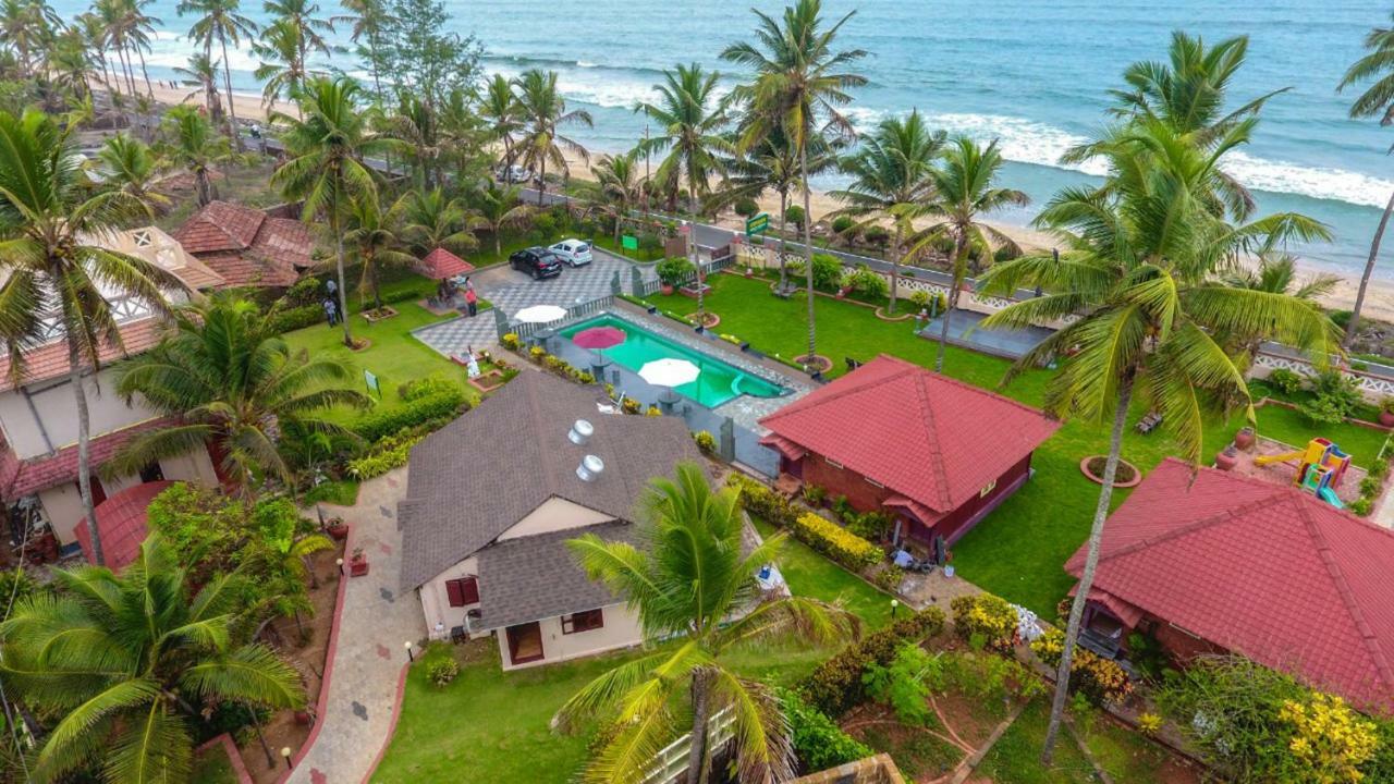 อะโซคัม บีช รีสอร์ต คันเนอร์ Hotel Kannur ภายนอก รูปภาพ