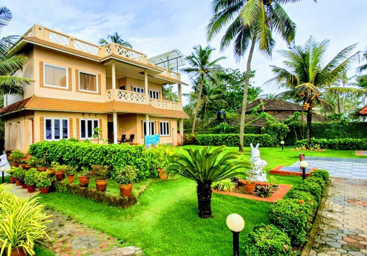 อะโซคัม บีช รีสอร์ต คันเนอร์ Hotel Kannur ภายนอก รูปภาพ